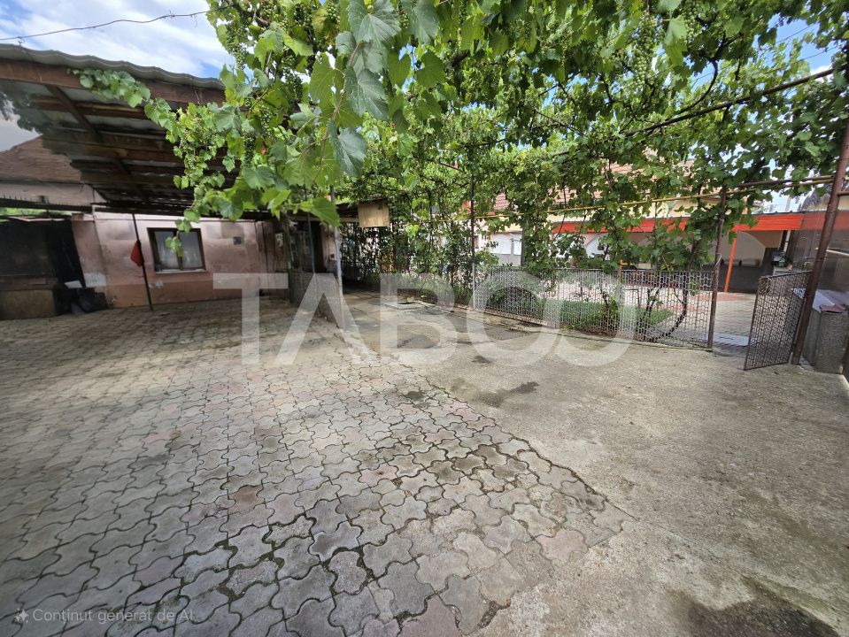 Casa individuala de vanzare teren 457 mp garaj Trei Stejari Sibiu – fotografia 2 din 24