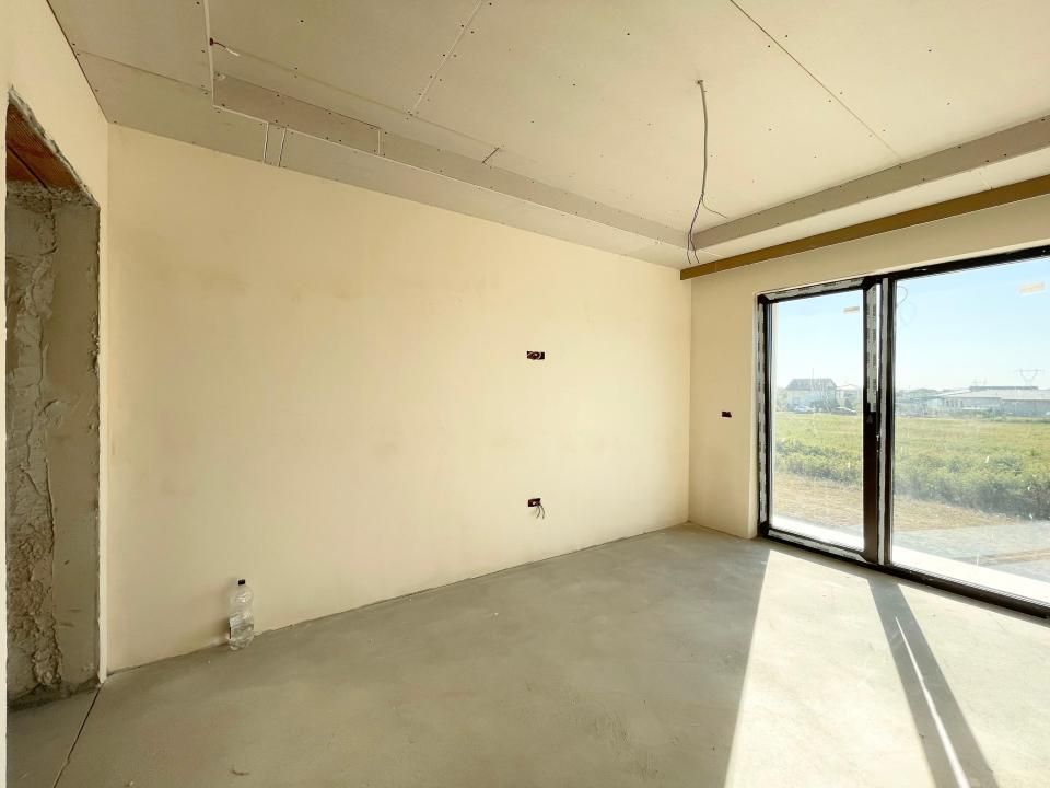Duplex despartit, 120mp utili, 5 camere - Mosnita Noua – fotografia 12 din 15