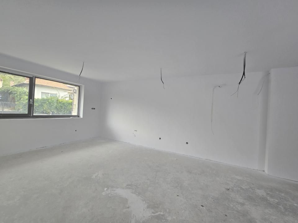 Casa individuală spațioasă cu garaj, D+P+E, 210mp utili, Dâmbul Rotund – fotografia 11 din 19