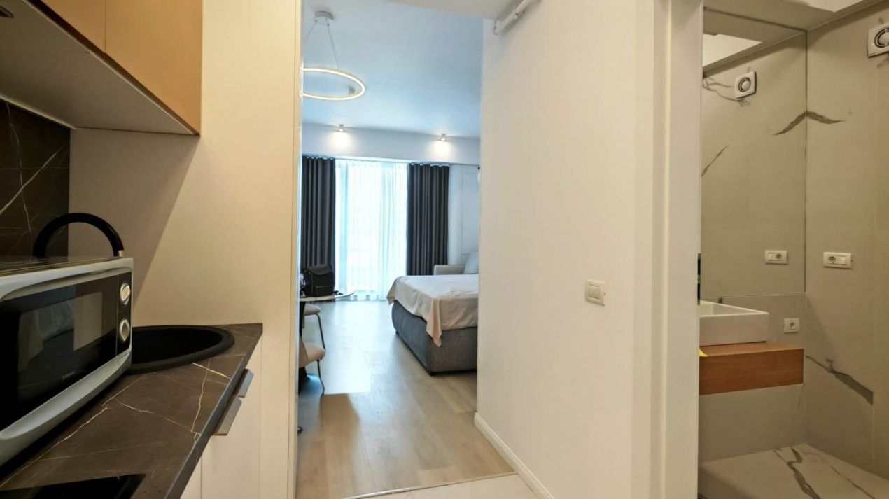 Studio spațios cu balcon mare și vedere laterală la mare în Tomis Vila – fotografia 15 din 15