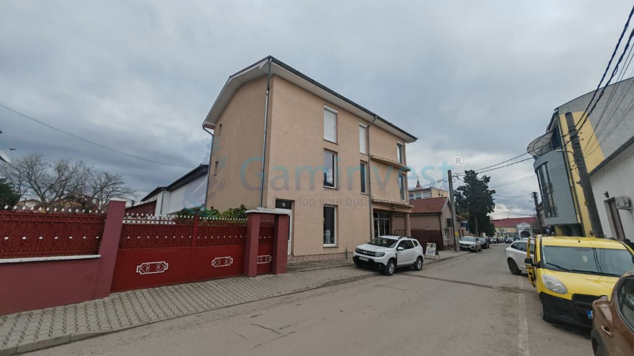 Imobil cu destinatie multipla - comercial, clinica birouri, in Alesd, Bihor – fotografia 2 din 5