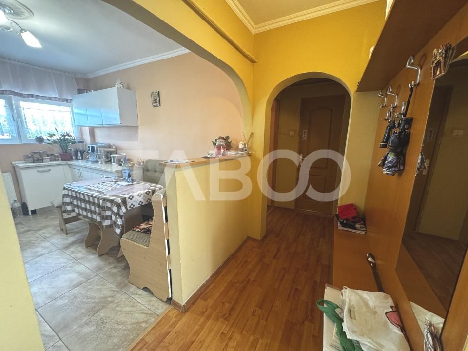COMISION 0 - Apartament 4 camere 2 bai pivnta si balcon 8 mp Cisnadie – fotografia 10 din 19