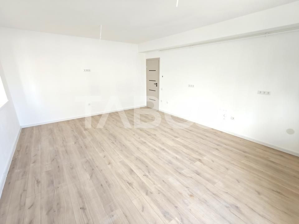 Apartament 3 camere - etaj 1 - parcare - pivnita - comision 0 – fotografia 1 din 8