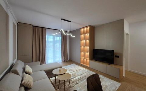 Apartament 2 Camere, LUX, 45 mp, lift, garaj, panoramic, zona Eroilor!