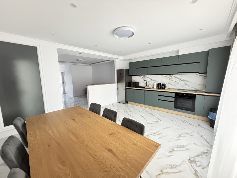 APARTAMENT NOU ÎNCHIRIERE – CENTRU, PRIMA ÎNCHIRIERE, MOBILAT, UTILAT, PARCARE – fotografia 15 din 18