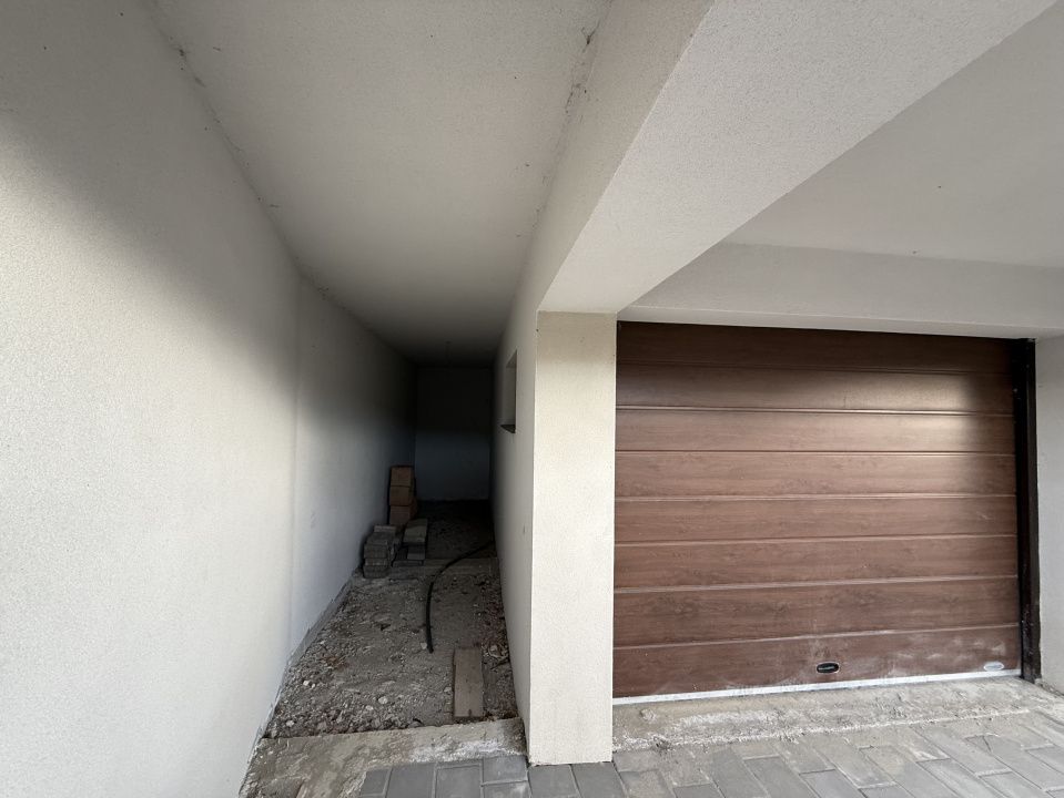 EXCLUSIVITATE !! COM 0% !! De vânzare duplex 4 cam 160 mpu D+P+E str Oasului – fotografia 6 din 31