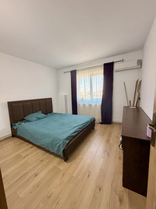 Apartament 3 camere decomandat - Lipovei – fotografia 3 din 11