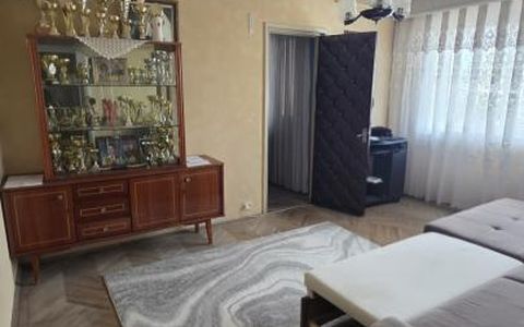 Vanzare apartament 2 camere Gavana