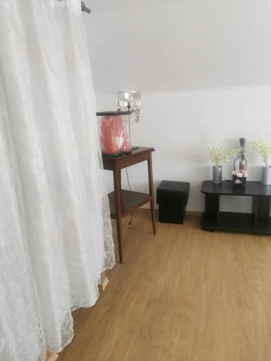 Casă spațioasă de închiriat în Ungureni – Dambovita – fotografia 20 din 24