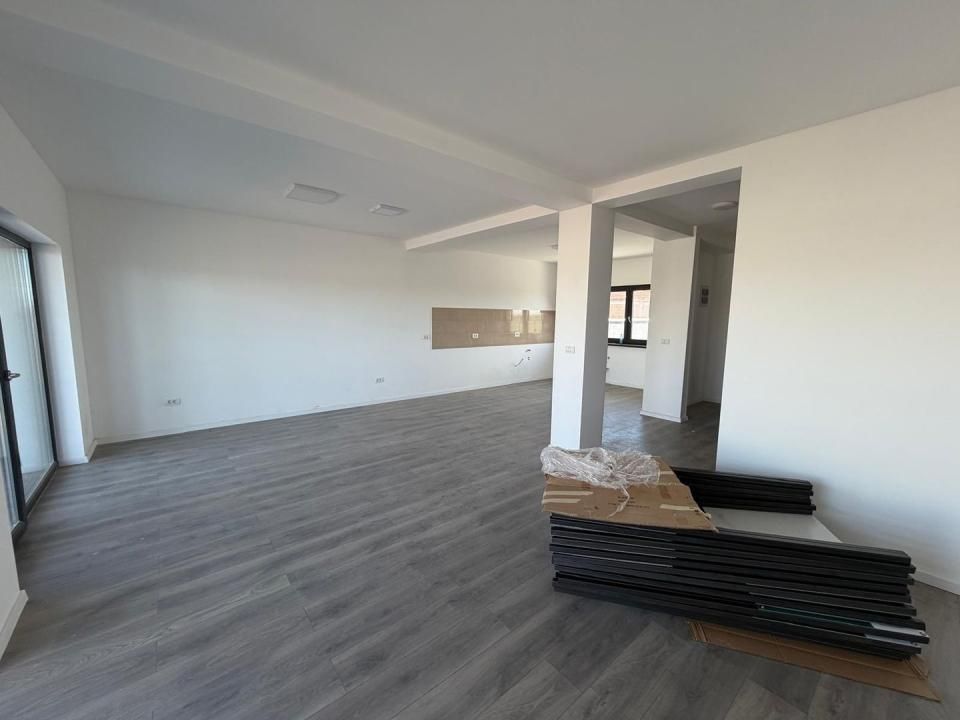 Duplex | COMISION 0 | Curte amenajata | Toate utilitatile | 3 Bai | – fotografia 3 din 18