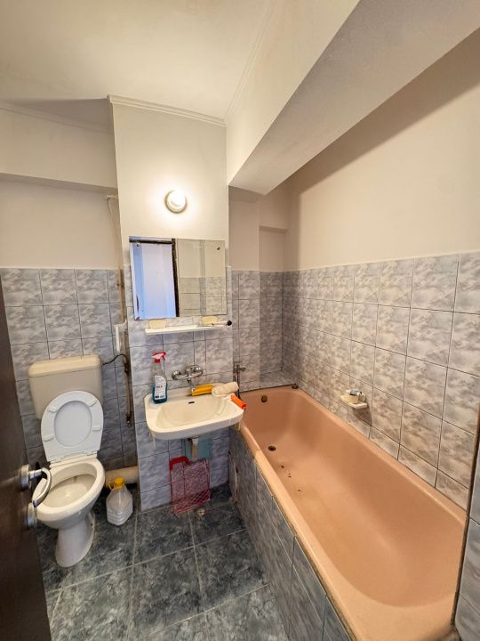 🏠 Apartament 3 Camere Tip Duplex – Ultracentral – Vedere La Mare – fotografia 17 din 17