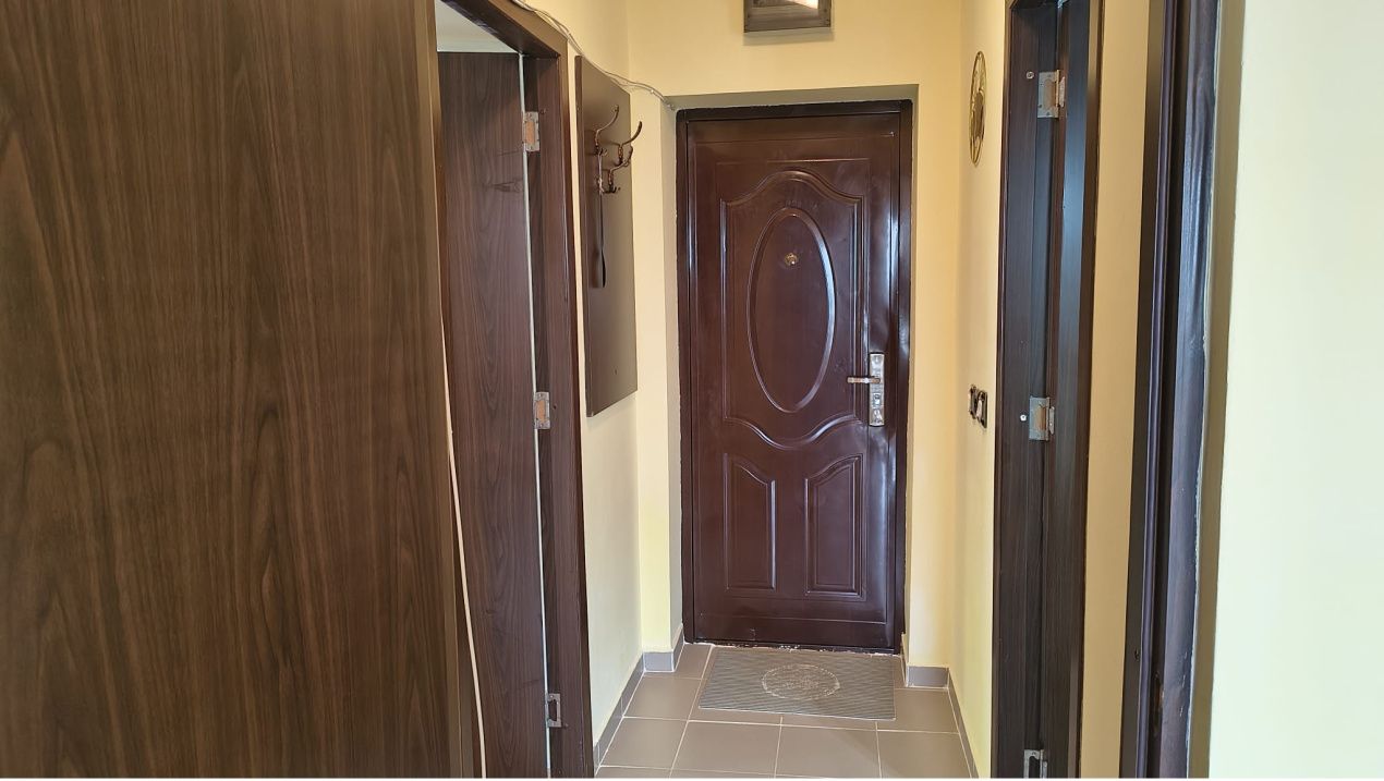 Apartament 2 camere -Cioplea-Vedere spre Masivul Postavaru – fotografia 12 din 26
