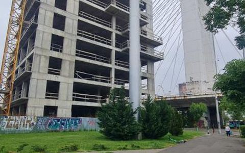 Oportunitate dezvoltatori – Structură birouri, Orhideelor, AC valabilă