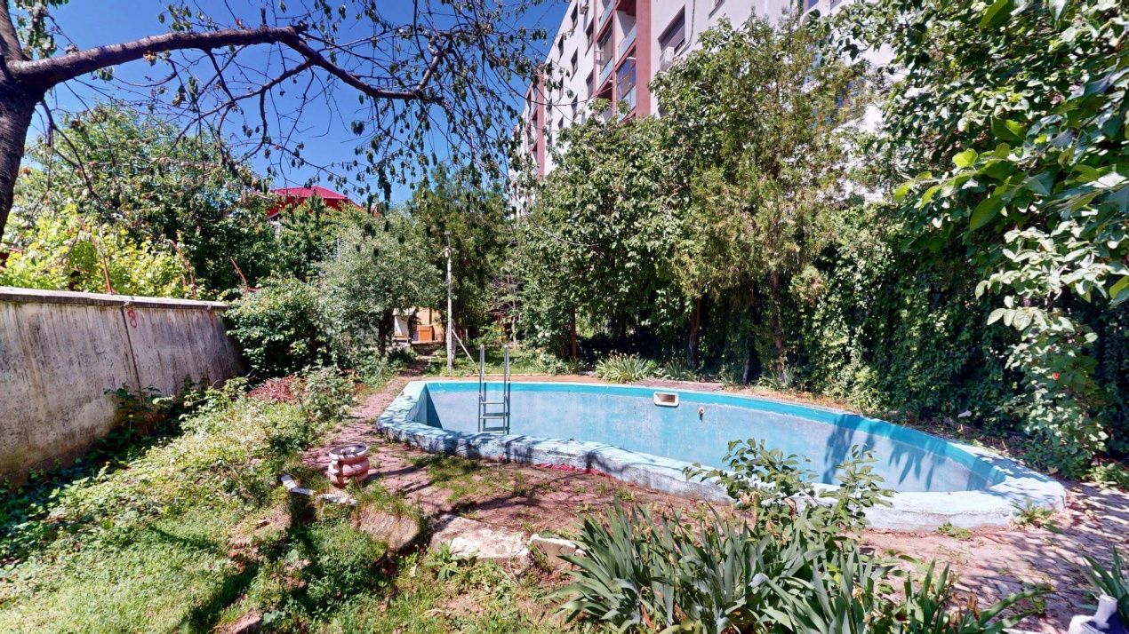 Vila cu 7 camere de inchiriat+ gradina + piscina  Prelungirea  Ghencea – fotografia 31 din 33