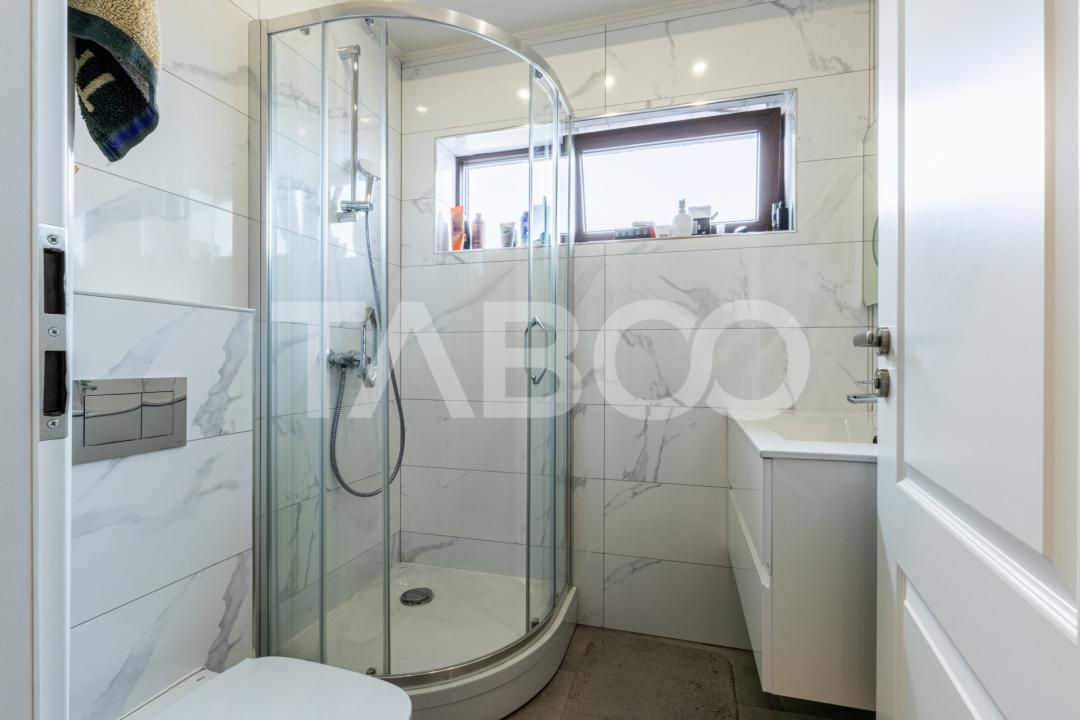 Apartament 3 camere finisaje premim cu priveliste spre oras Iris – fotografia 11 din 12