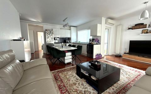 Apartament de 4 camere, parcare subterană inclusă
