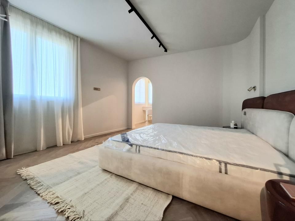 4 Camere I Unirii I Lux-Panoramic I 94 MP I 2020 I Parcare – fotografia 10 din 18