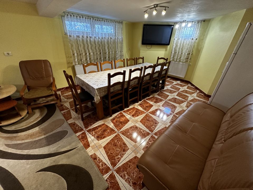 Casa D+P+M cu garaj teren 400 mp finisata utilata mobilata asfal CETATE Giro – fotografia 12 din 18