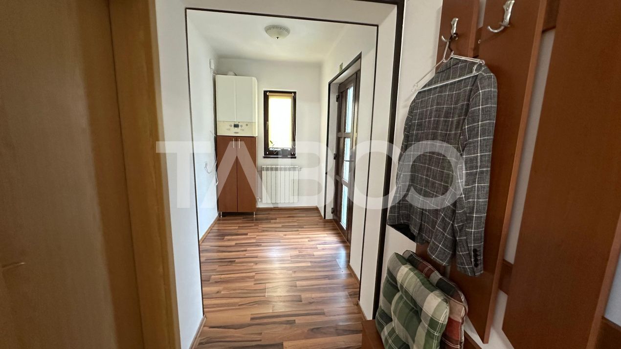 Casa individuala 8 camere curte libera 300mp zona Calea Poplacii Sibiu – fotografia 8 din 31