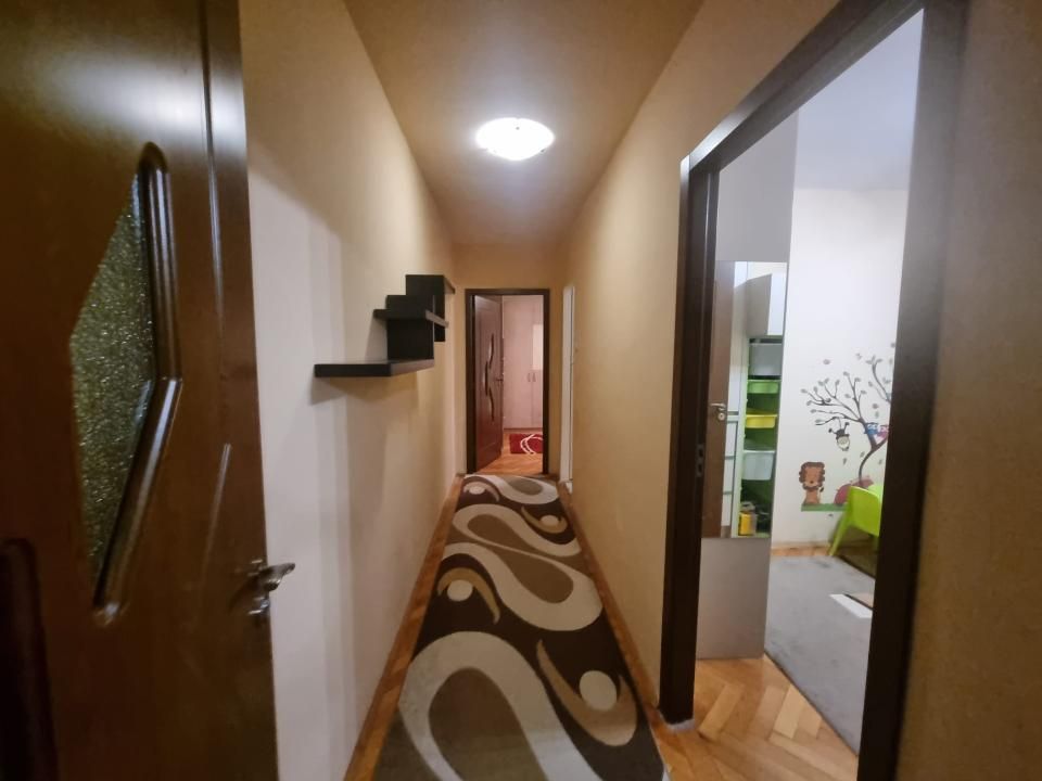 Apartament 3 camere, parcare  – Gheorgheni, zona Hermes / Școala C. Brâncuși – fotografia 6 din 13