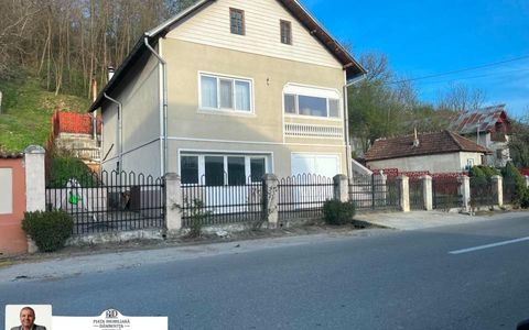 🏡 Casă P+E și Spațiu Comercial – Centru Manga, Comuna Voinești-Valea Dâmboviței
