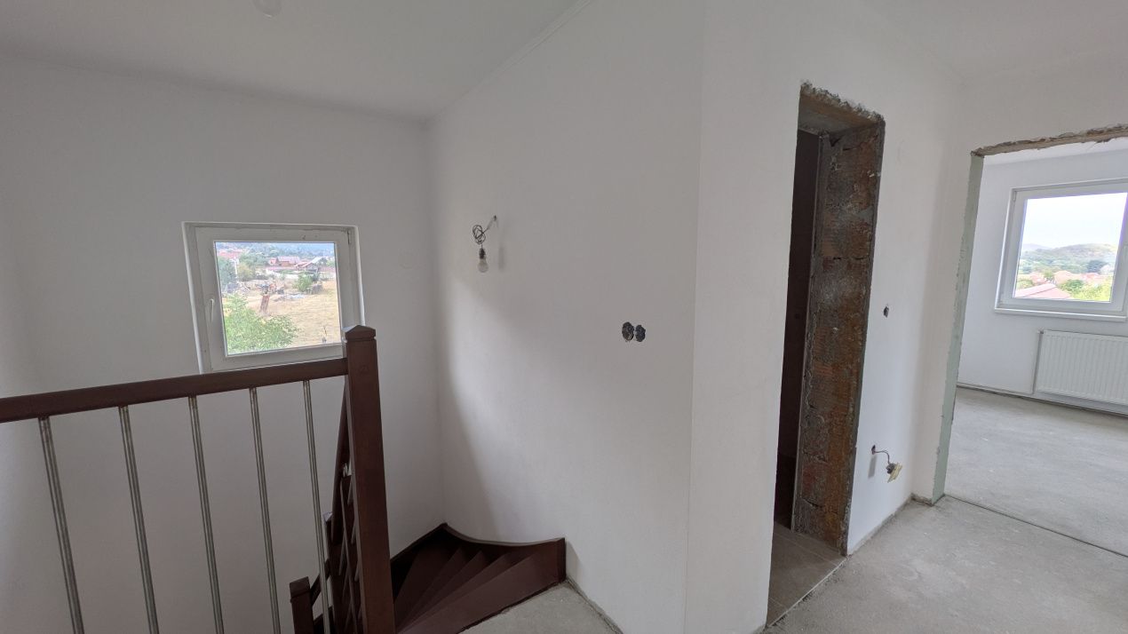 GURA RÂULUI | CASĂ PE 3.046 MP, CU O PRIVELIȘTE DIFERITĂ LA FIECARE FEREASTRĂ – fotografia 34 din 51
