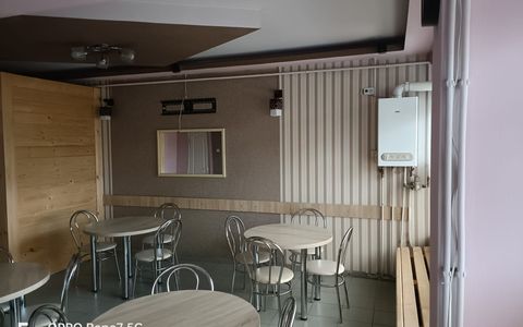 Spațiu comercial de vânzare  sau închiriat.
