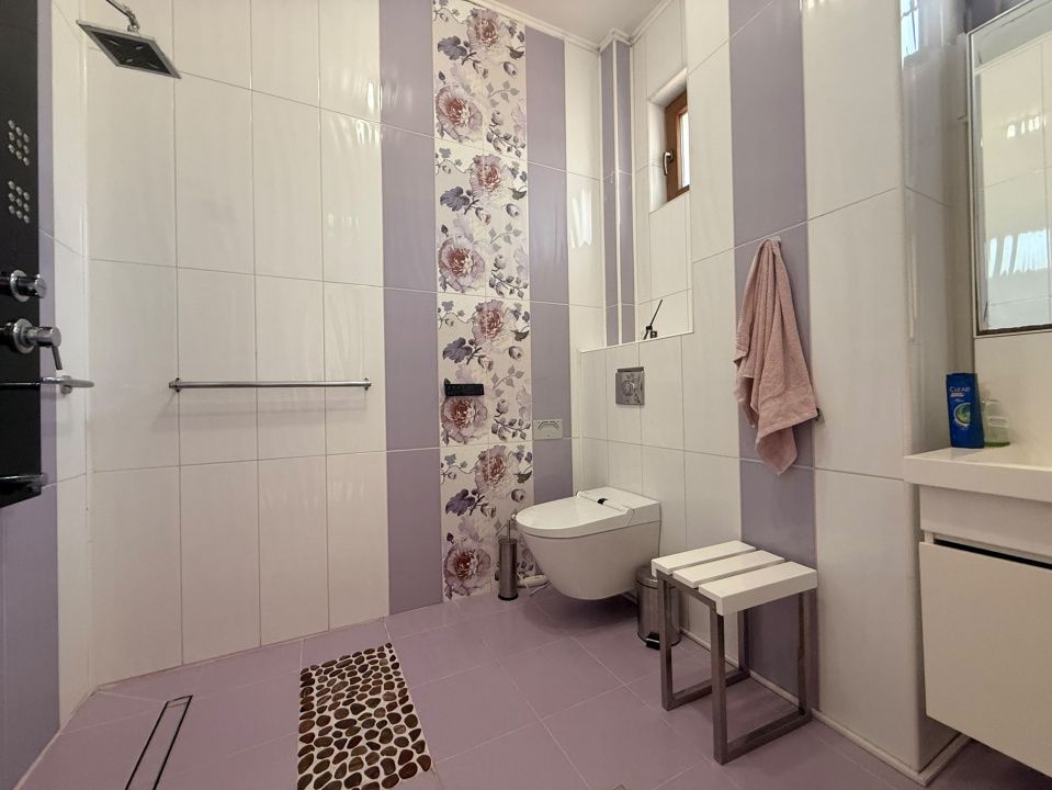 Casa cu vedere la lac |  Ideala evenimente | Piscina interioara | Sala de sport – fotografia 16 din 27