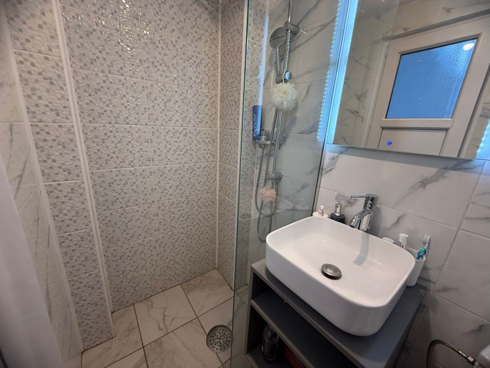 Apartament 2 camere, 30 mp, cartier Valea Rosie, zona Pietei – fotografia 8 din 9