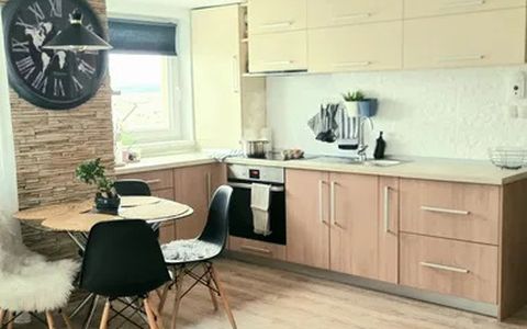 Apartament 3 camere,62 mp, parcare inclusă, zona Cetății