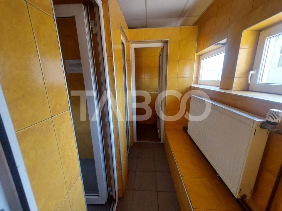 Spatiu comercial de inchiriat 1300 mpu 6 incaperi Sibiu zona centrala – fotografia 11 din 12