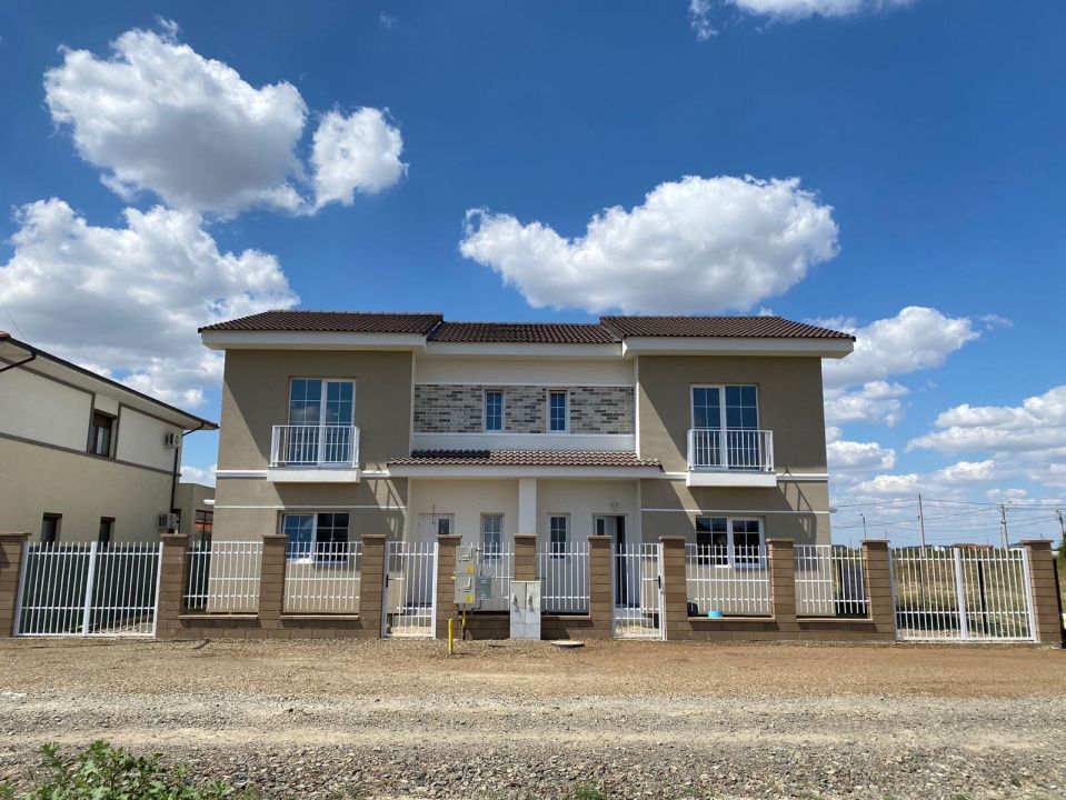Duplex modern 4 camere, 313 teren, 95mp utili in Mosnita Noua – fotografia 1 din 17