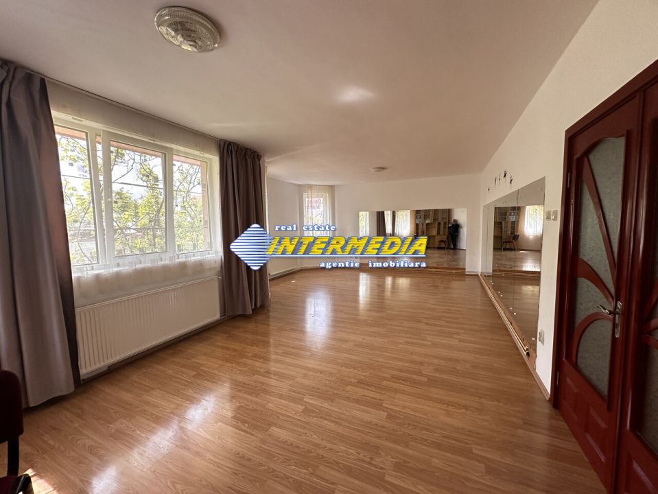 Vanzare Casa D+P+2E+Pod cu 10 camere, garaj si curte în zona Cetate, Alba Iulia – fotografia 23 din 52