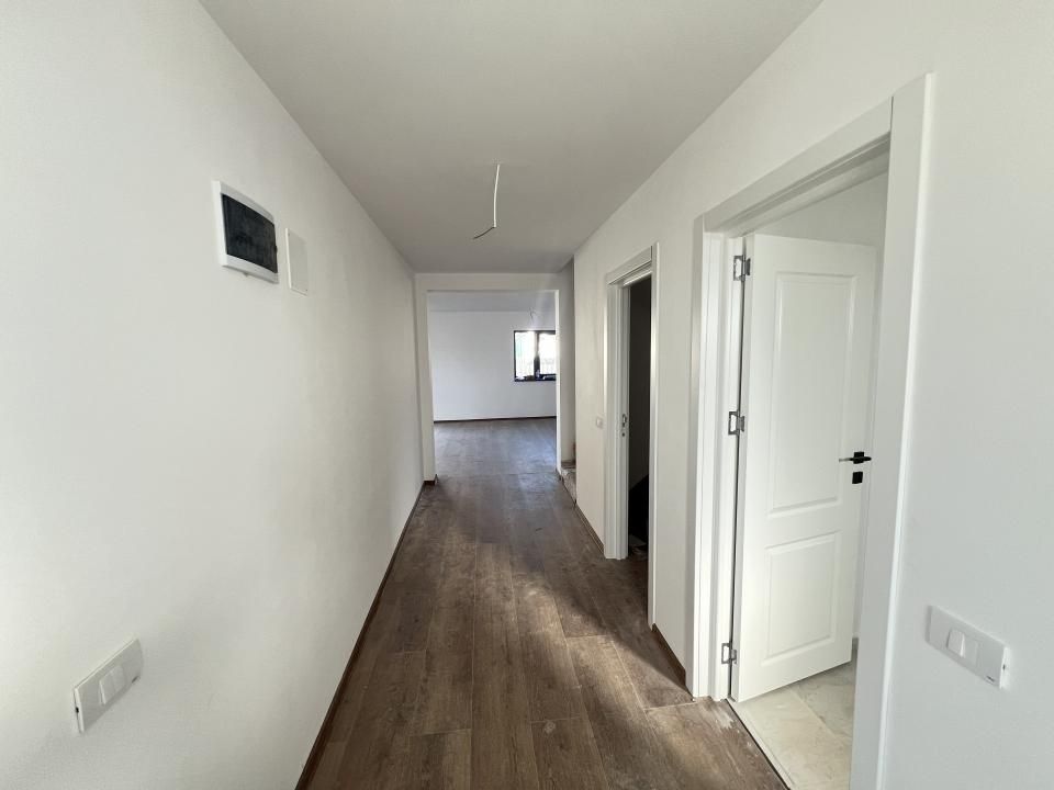 Casa-Duplex-129mp-Utili-250mp-Curte-Izvor-Tarlungeni – fotografia 6 din 17