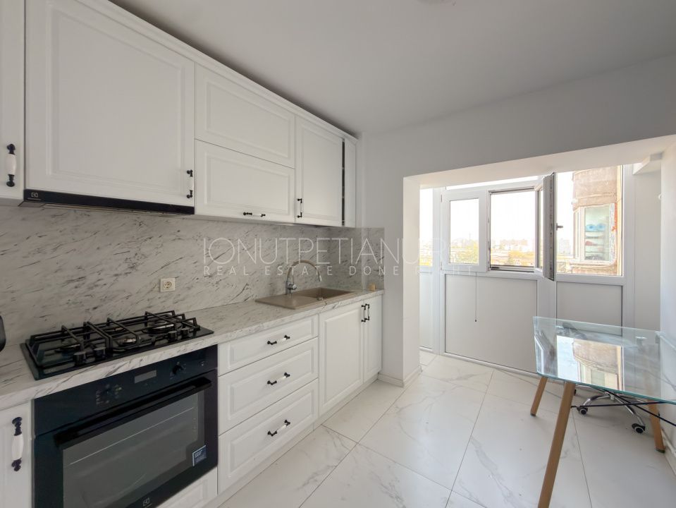 Apartament 4 camere de inchiriat in Piata Alba Iulia | Vedere spre Bd. Unirii – fotografia 4 din 18
