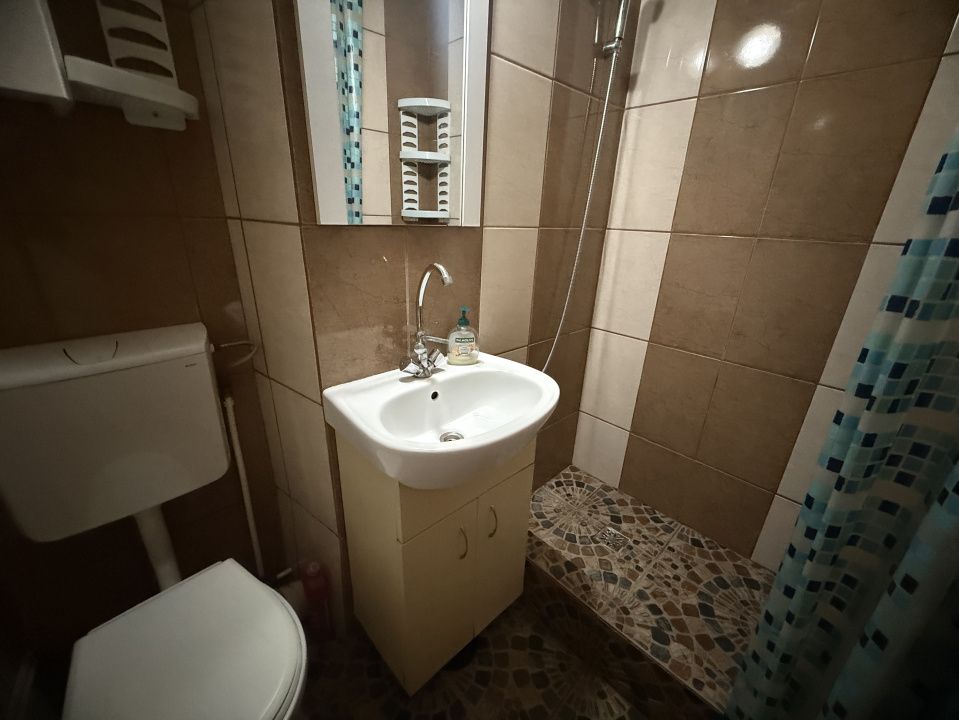 Apartament 3 camere, 49.75 mp, cartier Craiovița Nouă, zona Orizont – fotografia 8 din 11