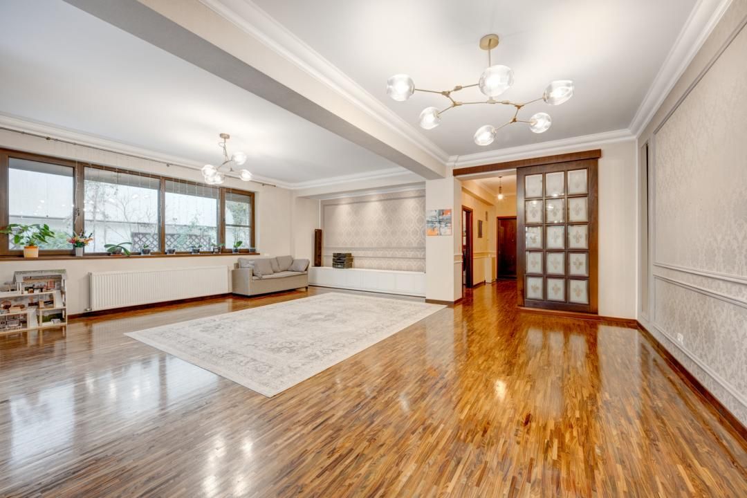 Apartament elegant 170mp, curte proprie și 3 locuri parcare, Parc Bazilescu! – fotografia 3 din 27