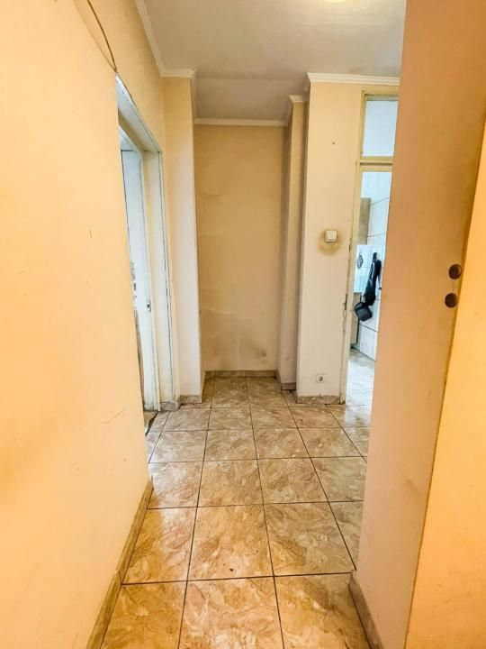 Crangasi-apartament 2 camere,decomandat,la 14 min de Metrou,an 1984, 0% comision – fotografia 13 din 22