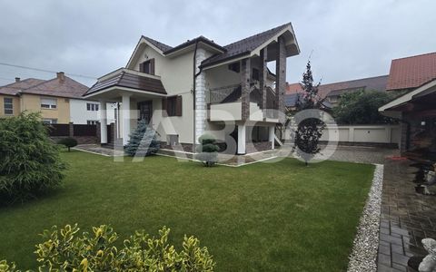 Casa individuala cu 10 camere de vanzare in zona Lupeni Sibiu