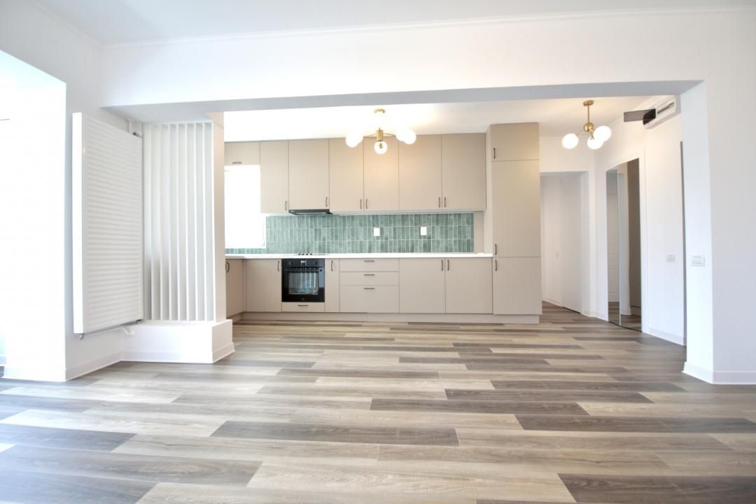 TEIUL DOAMNEI, BLOC 1984, DECOMANDAT, RENOVAT, NEMOBILAT, 0% COMISION! – fotografia 1 din 15