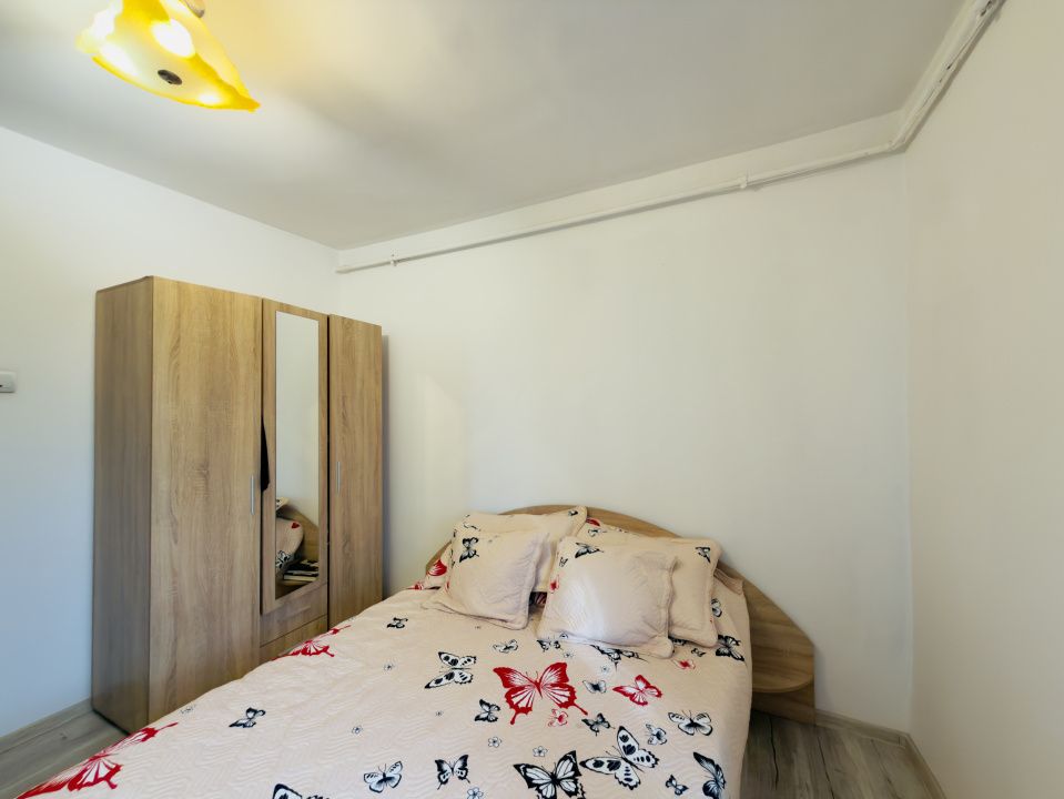 Apartament 3 camere, semidecomandat, 56mp - zona Sagului – fotografia 8 din 13