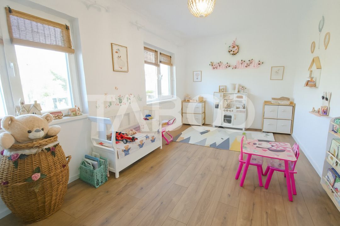 Casa moderna de vanzare in zona Dealul Sibiului din Sura Mare – fotografia 7 din 18