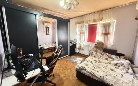 Apartament cu 2 camere, decomandat, 50 mp utili, etaj 3 - Soarelui