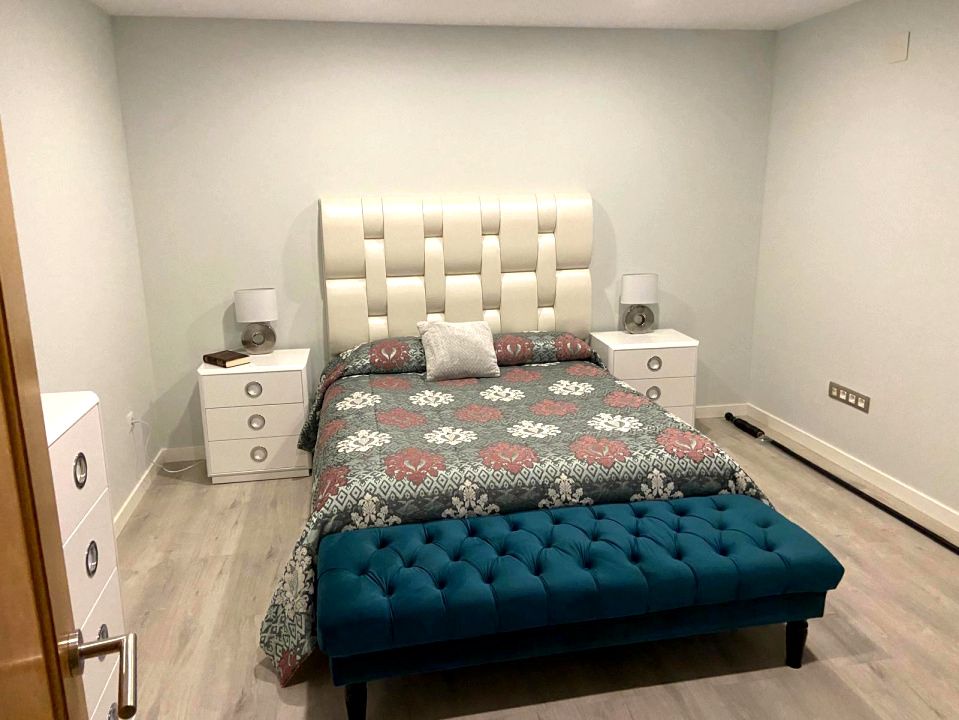 Casa de Lux cu 5 camere pe colina 1000 mp – CETATE SKIT Panorama spectaculoasă – fotografia 5 din 26