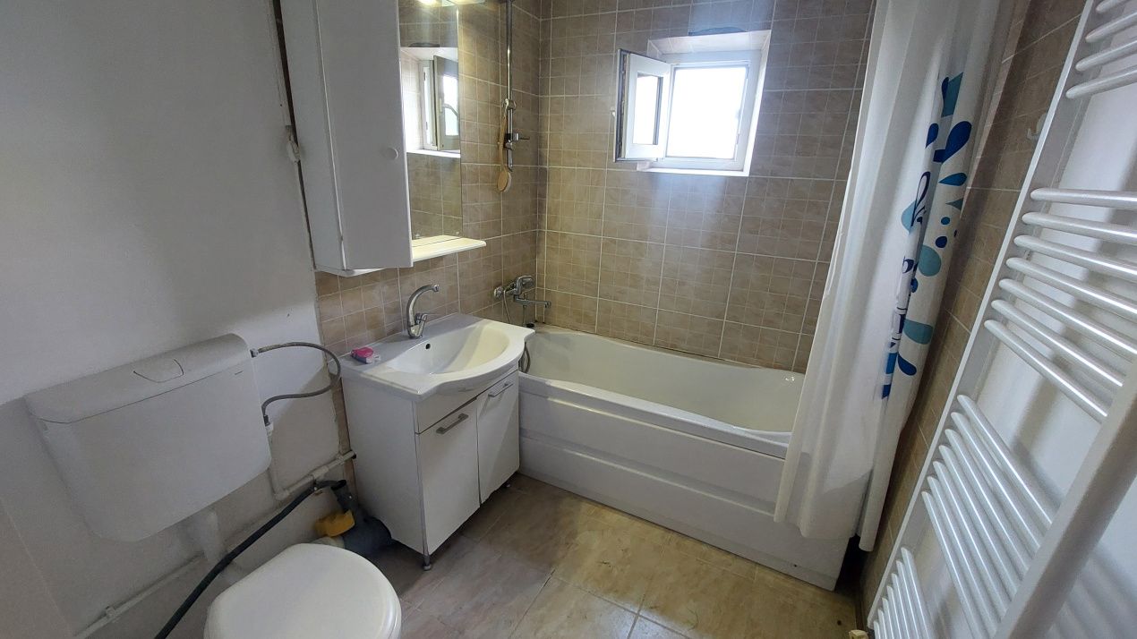 Apartament doua camere decomandat, Cartier Garii, zona Posta – fotografia 5 din 5