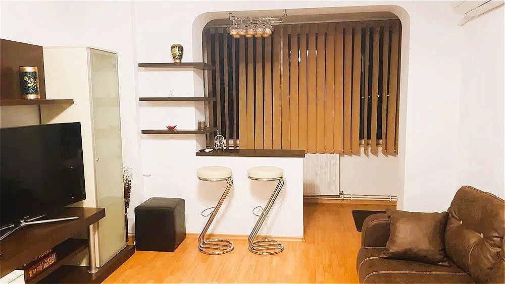 Comision 0 - Apartament 3 Camere - Loc de Parcare Primarie - Zona Centrala – fotografia 3 din 8