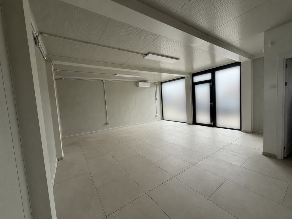 Spatiu comercial, 44 mp, Carcea, zona Ford – fotografia 1 din 3