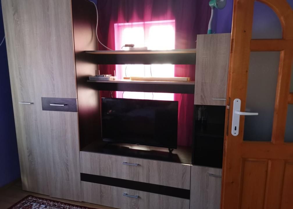 Casă cu 2 Camere și Teren Generos – Aninoasa (Sat Slănic), Argeș – fotografia 5 din 8