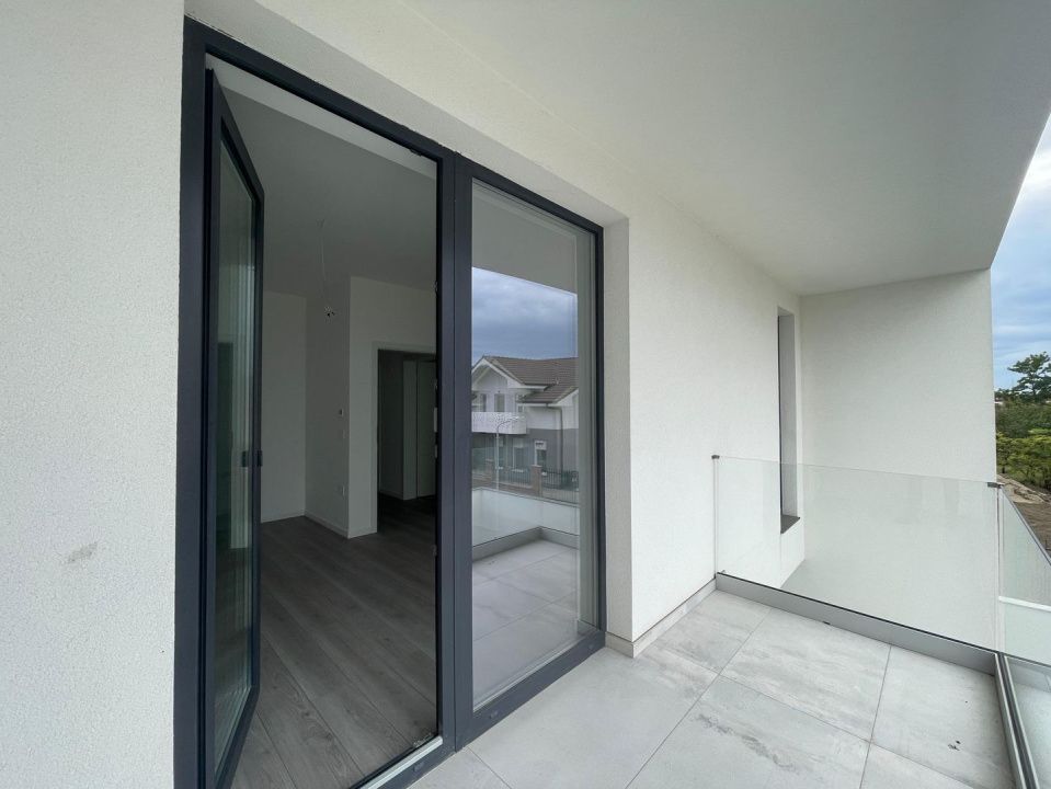 Duplex 4 camere central - Mosnita Veche – fotografia 16 din 17