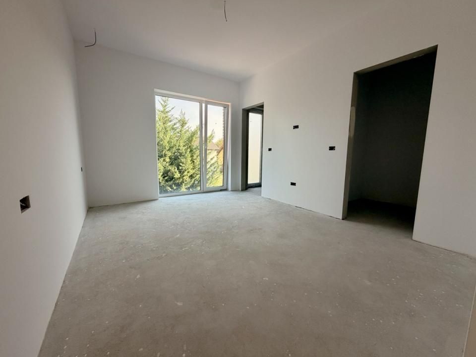 Duplex semicentral cu 4 camere - Dumbravita – fotografia 3 din 19